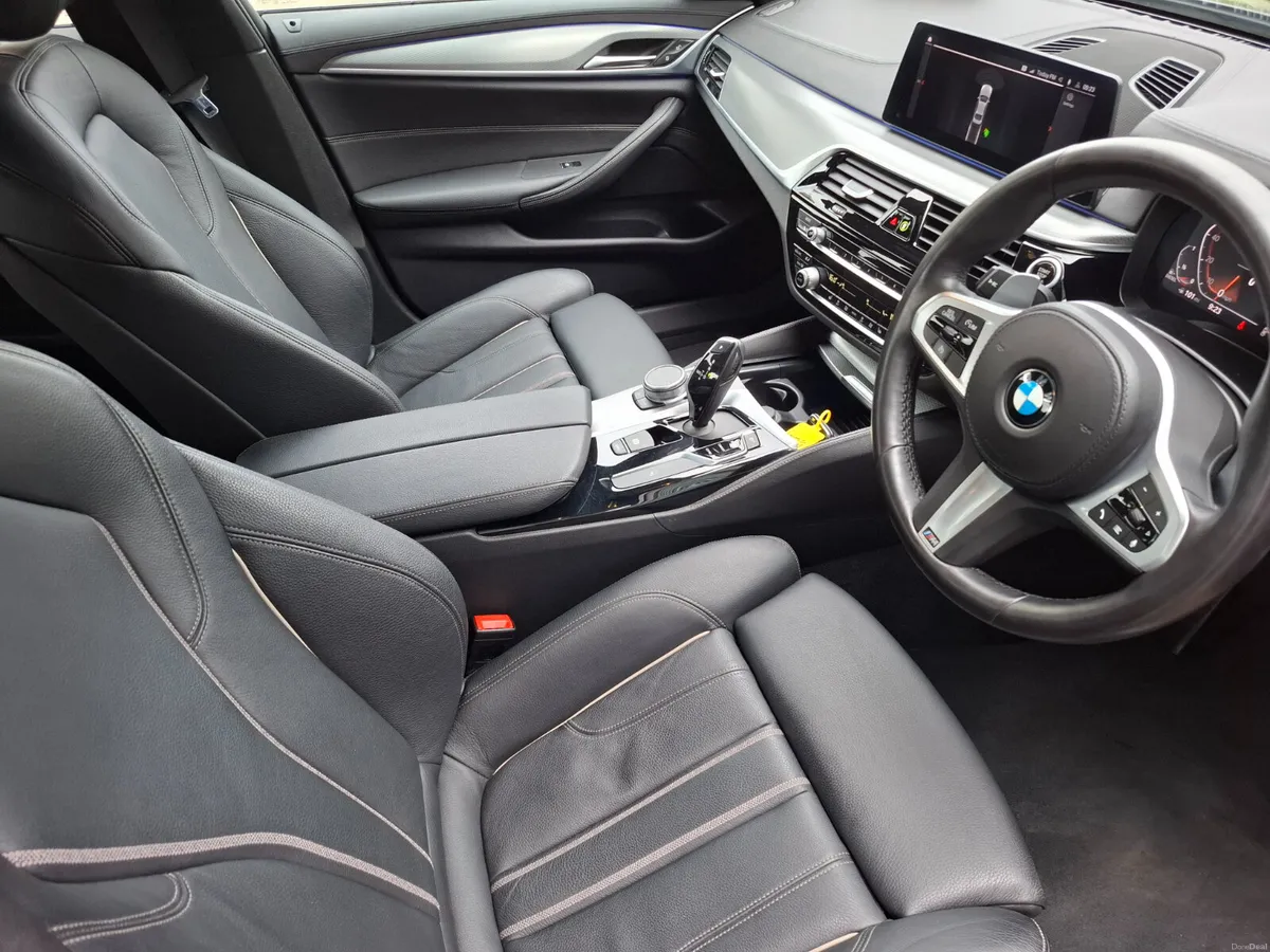 202 BMW 520D M SPORT - Image 5