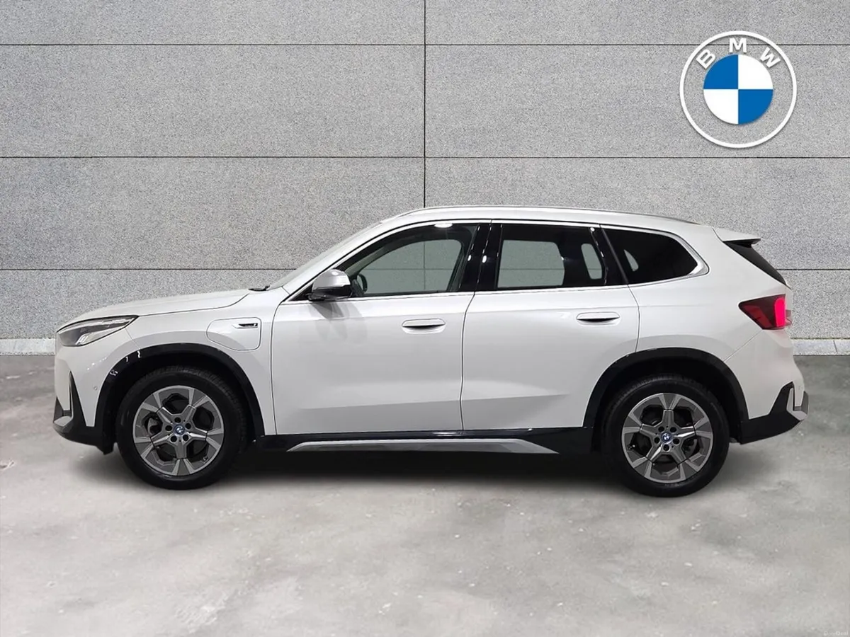BMW X1 xDrive25e xLine - Image 4