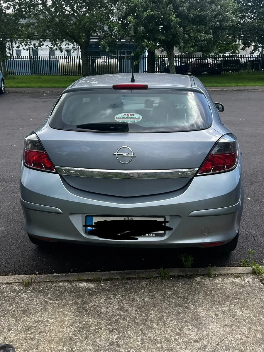 Opel Astra 2008 - Image 3