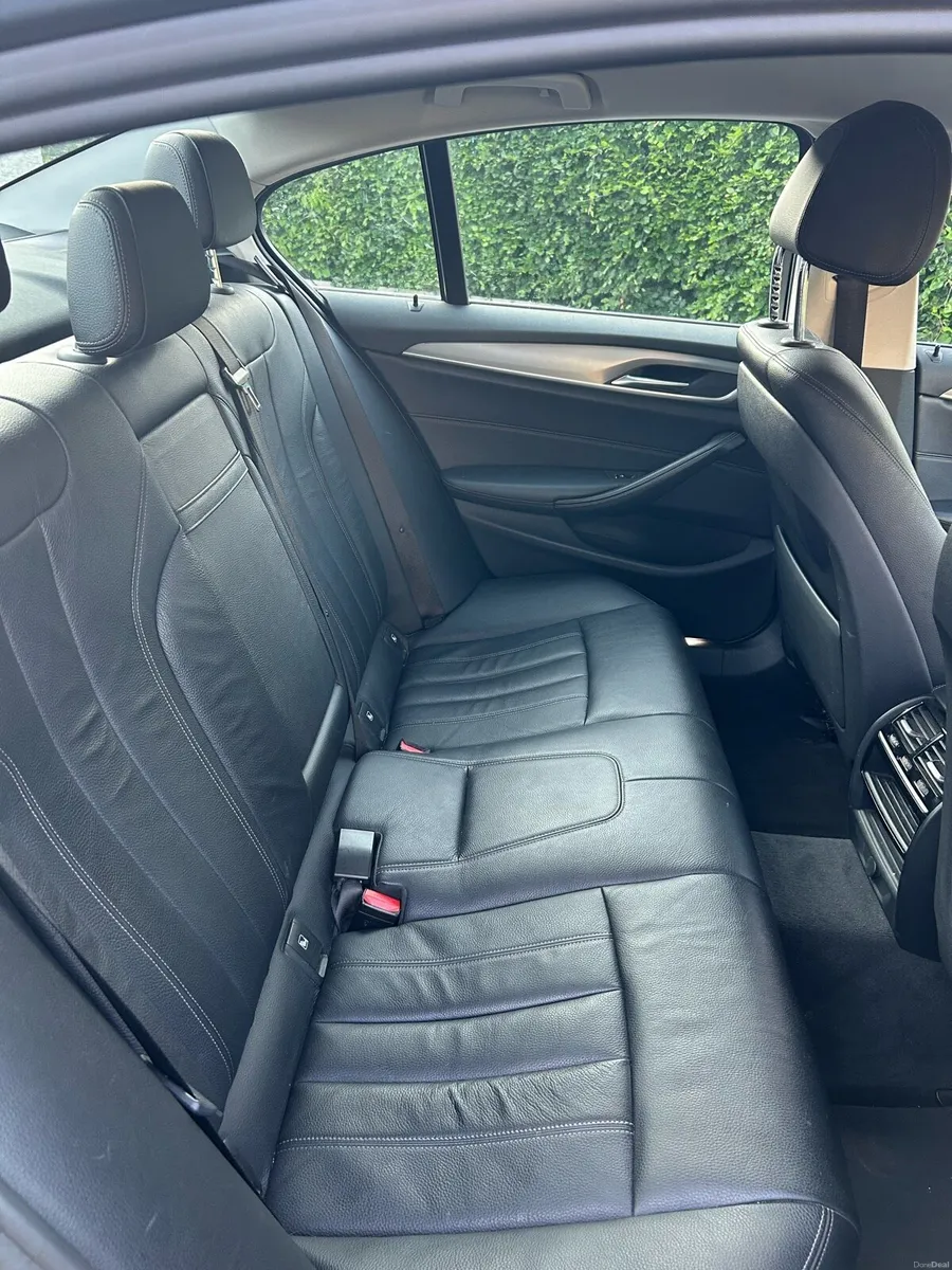 BMW - 520d SE 4 dr Auto (G30) - Image 4