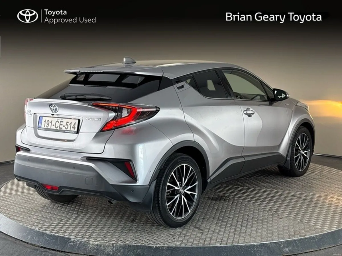 Toyota C-HR HYBRID SOL - Image 2