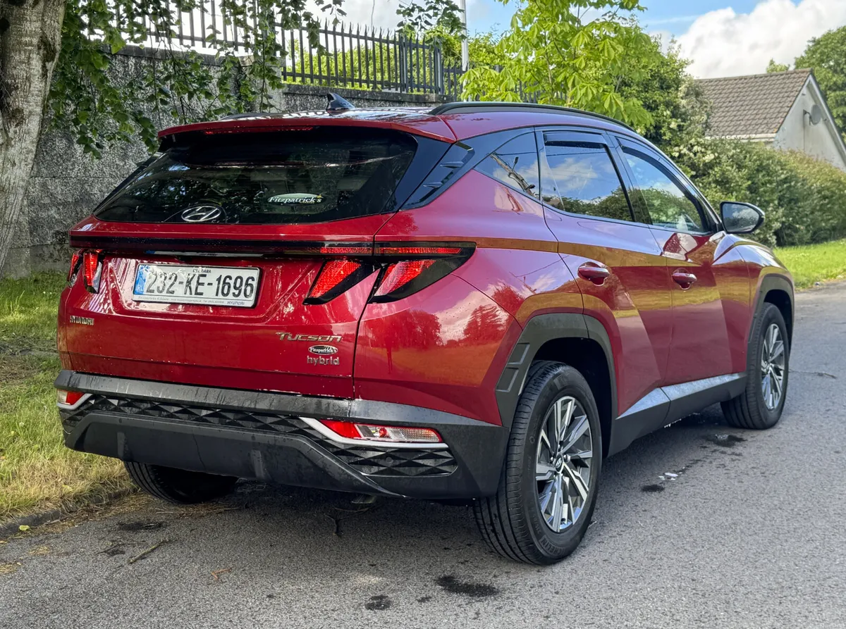 Hyundai Tucson Executive Petrol Hybrid - HEV 2023 - Image 4