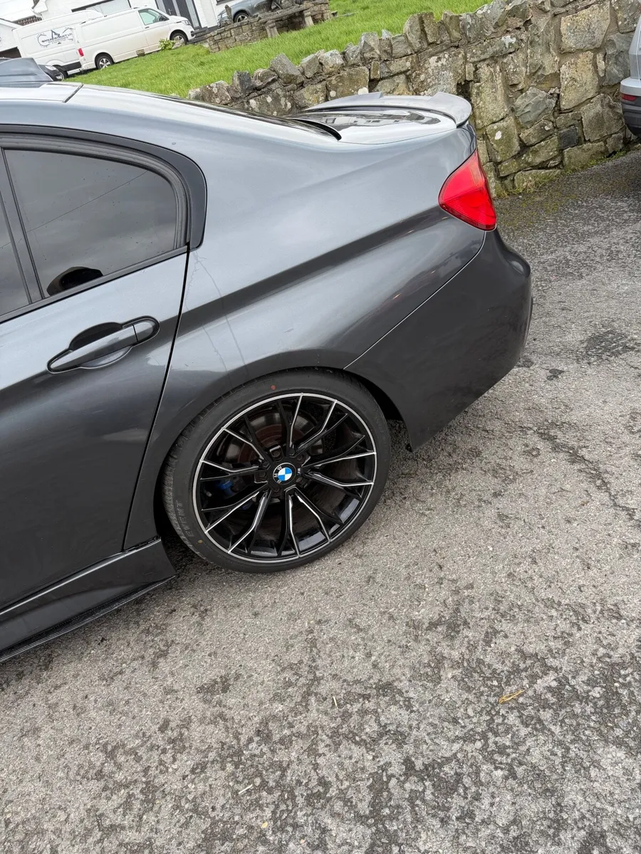 BMW 3-Series 2013 - Image 3