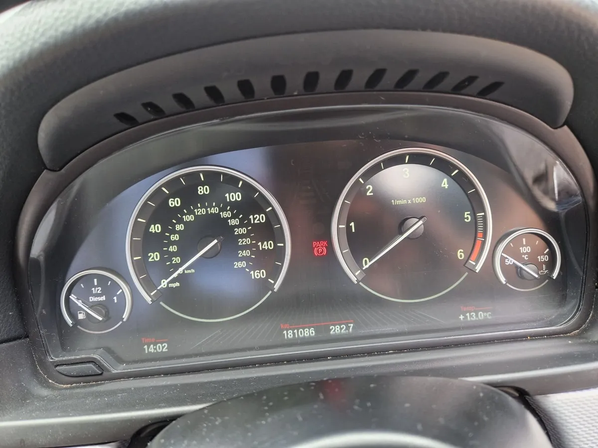 BMW 5-Series 2015 D F10 M SPORT 4DR - Image 3