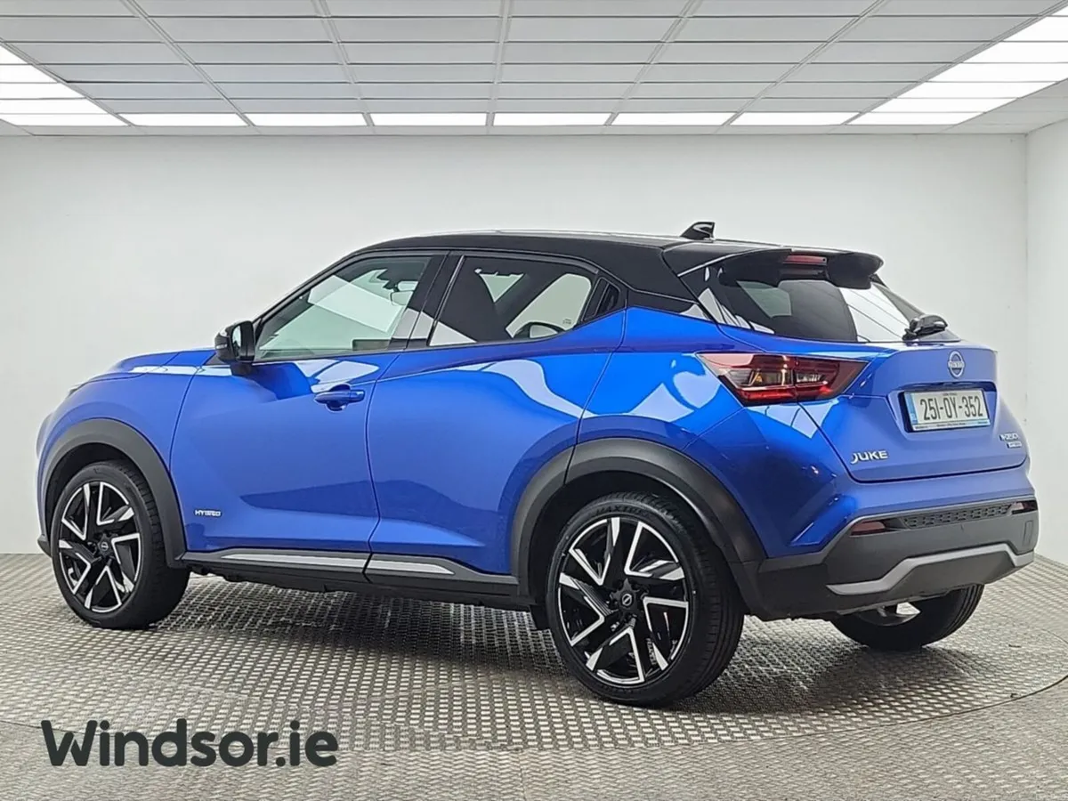 Nissan Juke HYBRID N-Design+2 Tone - Image 3