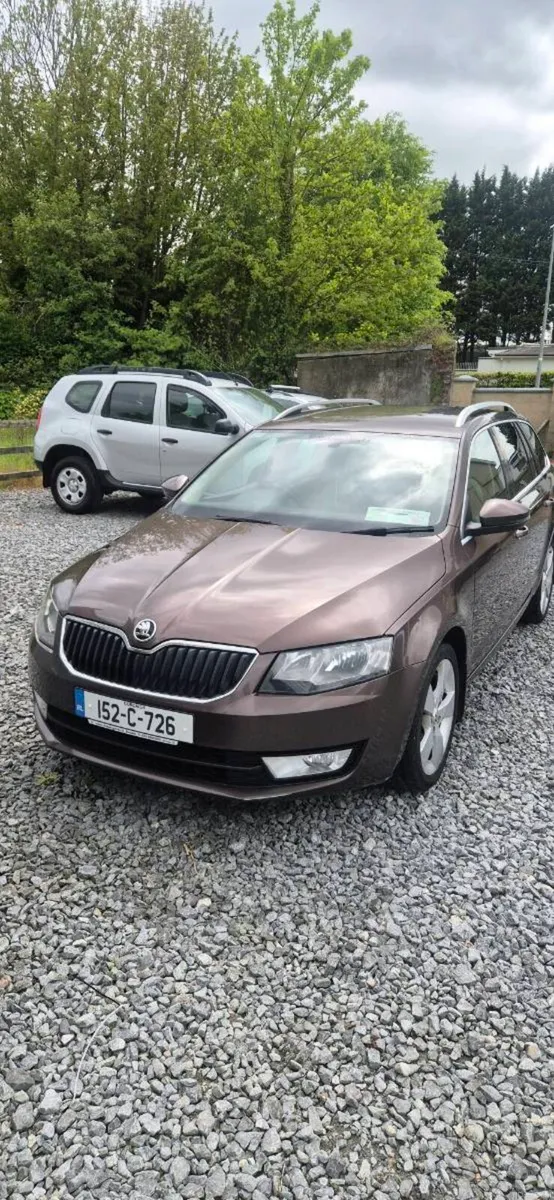 Skoda estate - Image 1