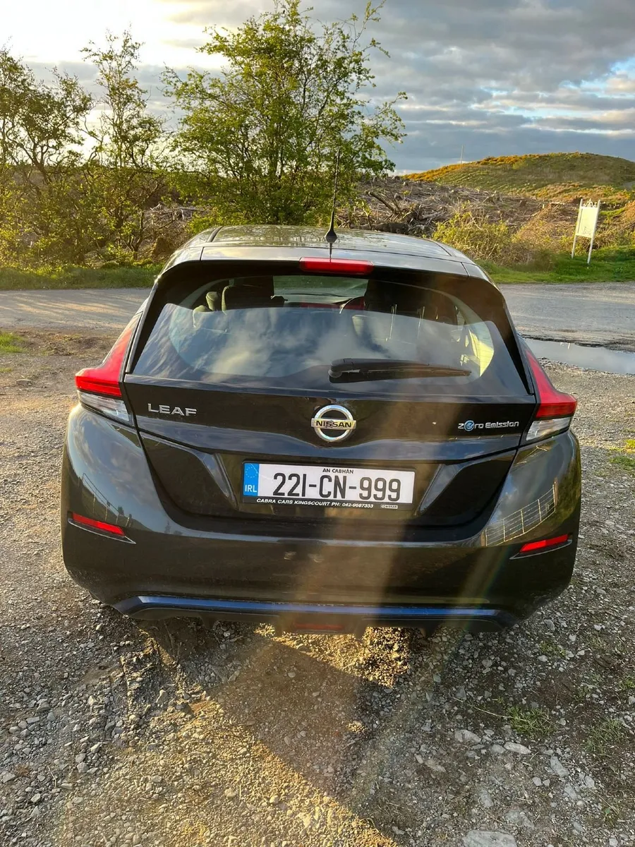 Nissan Leaf 2022 - Image 2