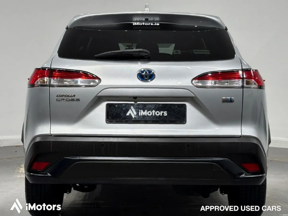 Toyota Corolla Cross HYBRID G - Image 4