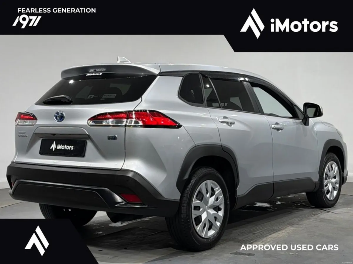 Toyota Corolla Cross HYBRID G - Image 3