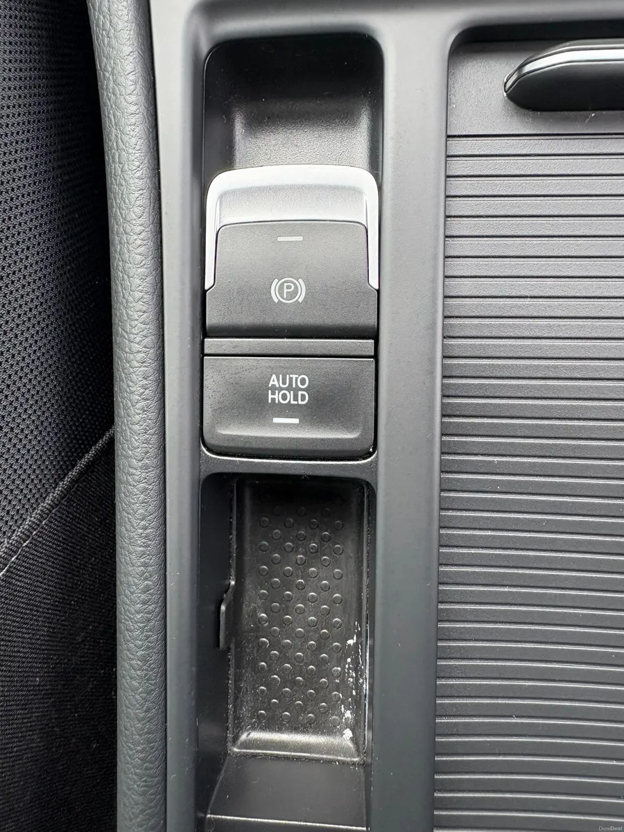 2014 VW Golf, 1.2 Petrol, Automatic - Image 6
