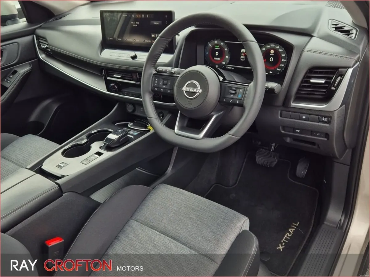 Nissan X-Trail ePOWER X-TRAIL SV PREMIUM 5 Seater - Image 3