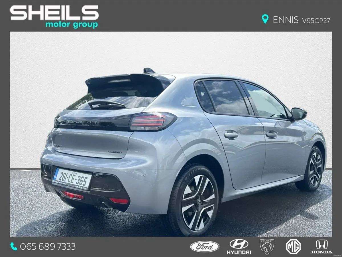 Peugeot 208 HYBRID 110BHP e-DCS6 Allure**DEMO** - Image 2