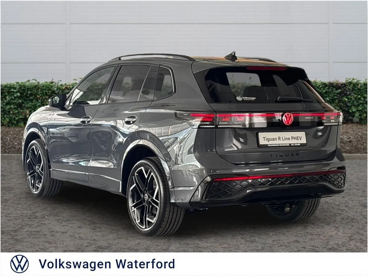 Volkswagen Tiguan R-LINE 75 1.5 PHEV DSG 204HP *BL - Image 3