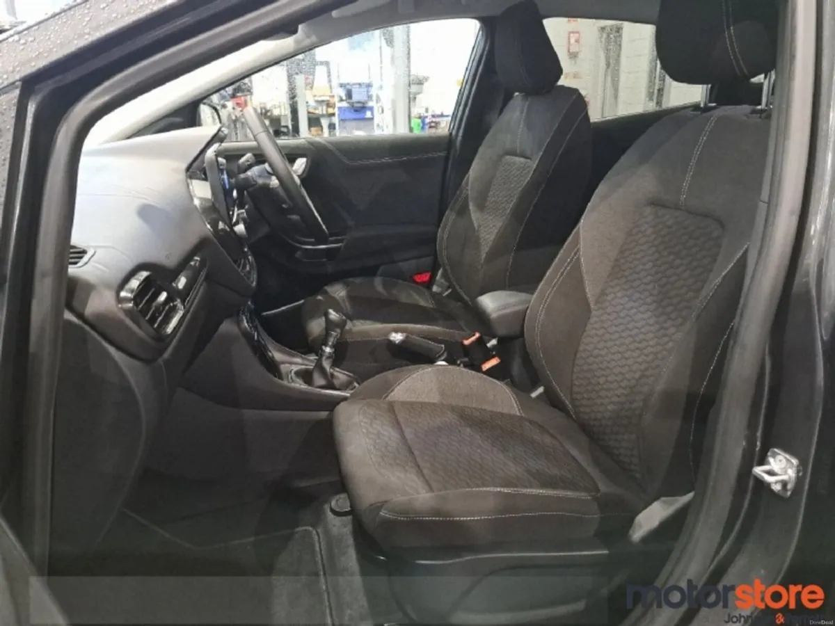 Ford Puma Titanium 1.0 Petrol I TINY MILEAGE!! - Image 3
