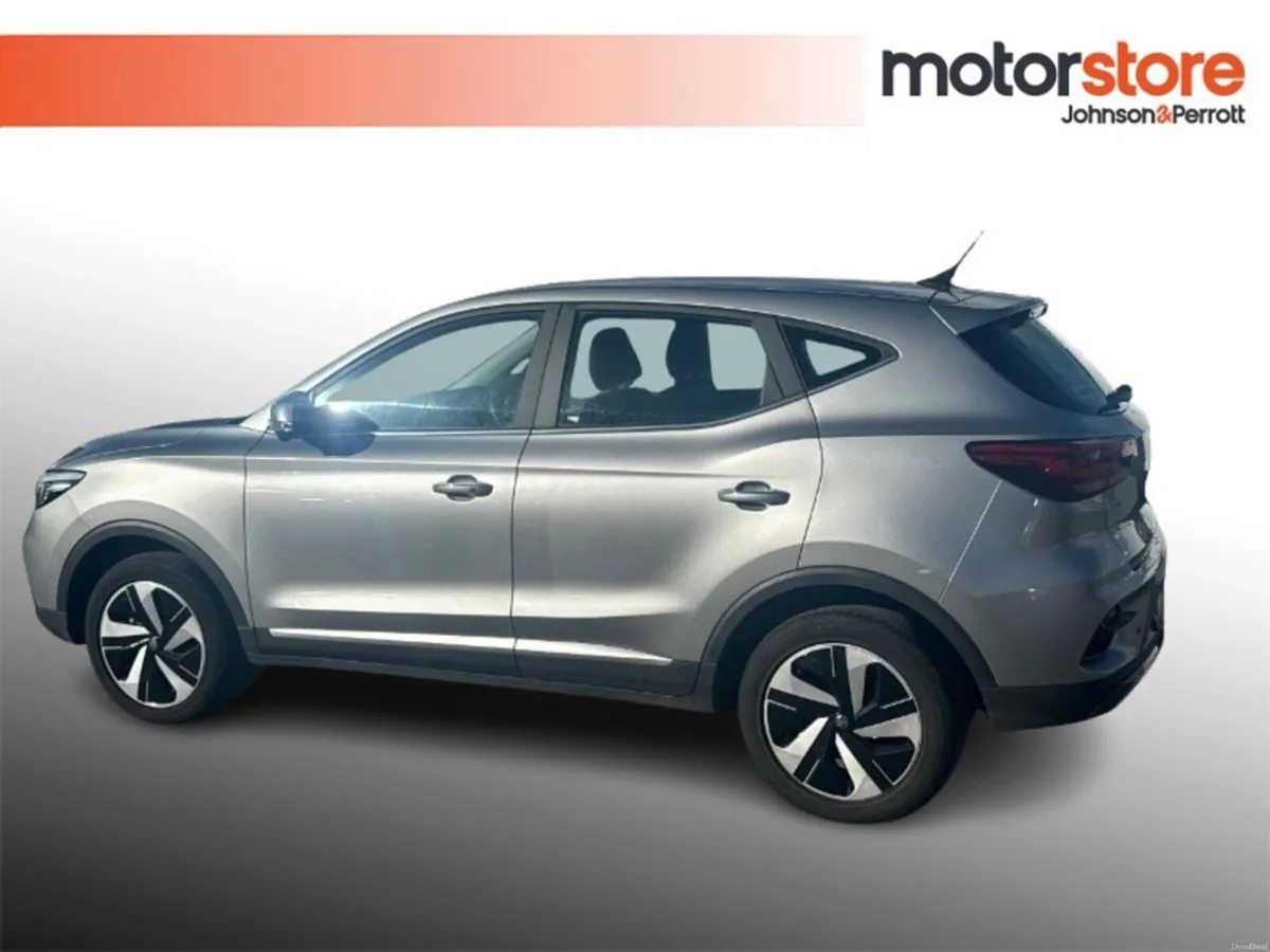 MG ZS Auto Excite **TINY MILEAGE. / HUGE WARRANTY* - Image 2