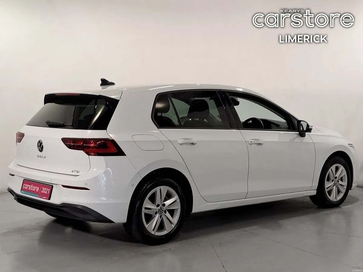 Volkswagen Golf eTSI Hybrid - Image 3