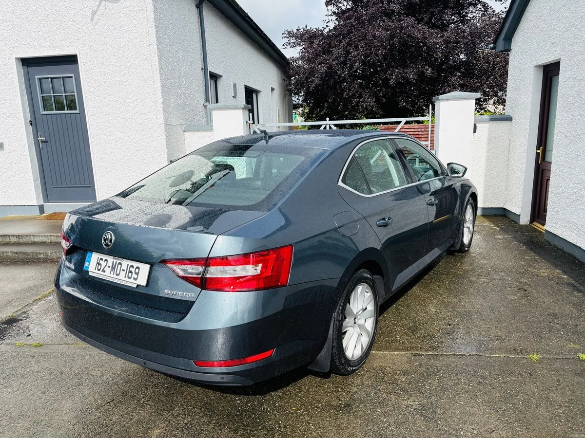 162 SKODA SUPERB 1.6 DIESEL €190 TAX - Image 2