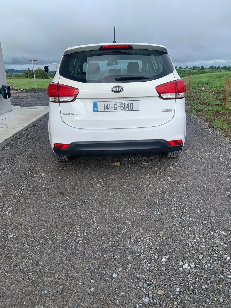 Kia Carens - Image 3