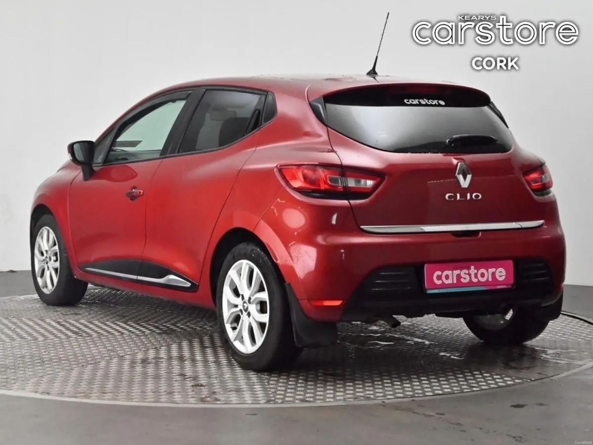 Renault Clio 0.9 - Image 3