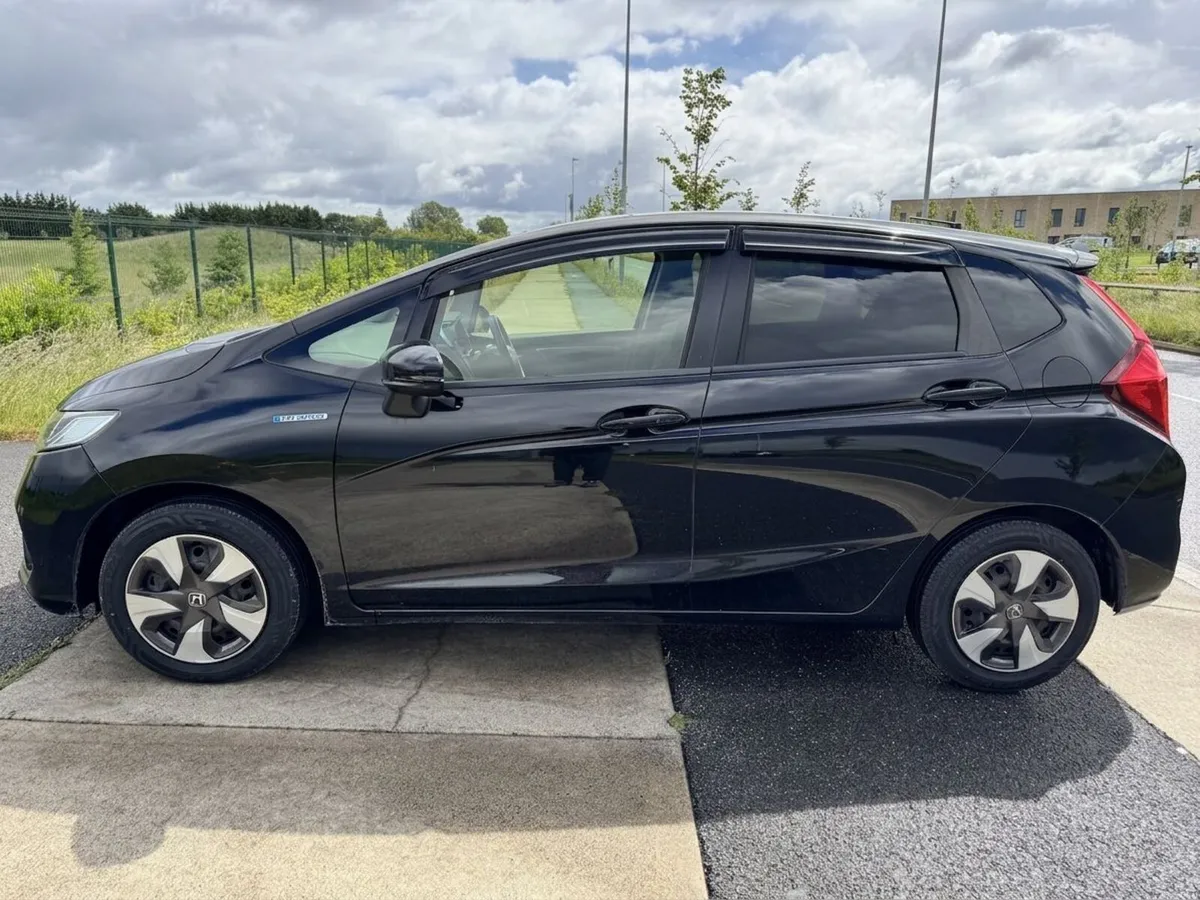 Honda Fit 1.5 Hybrid - 58,000 KM - Heated Seats - Image 2