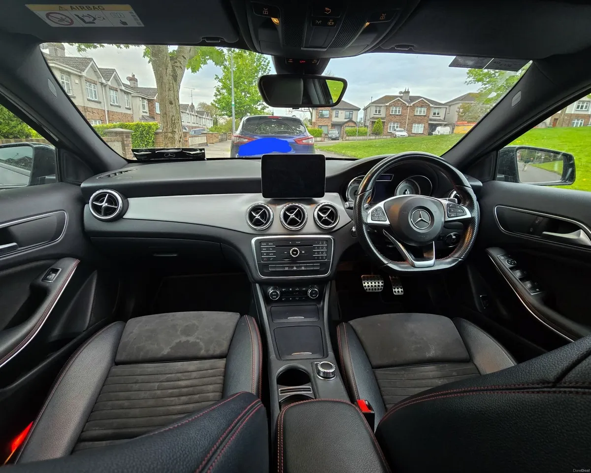 Mercedes-Benz GLA 2017 - Image 3