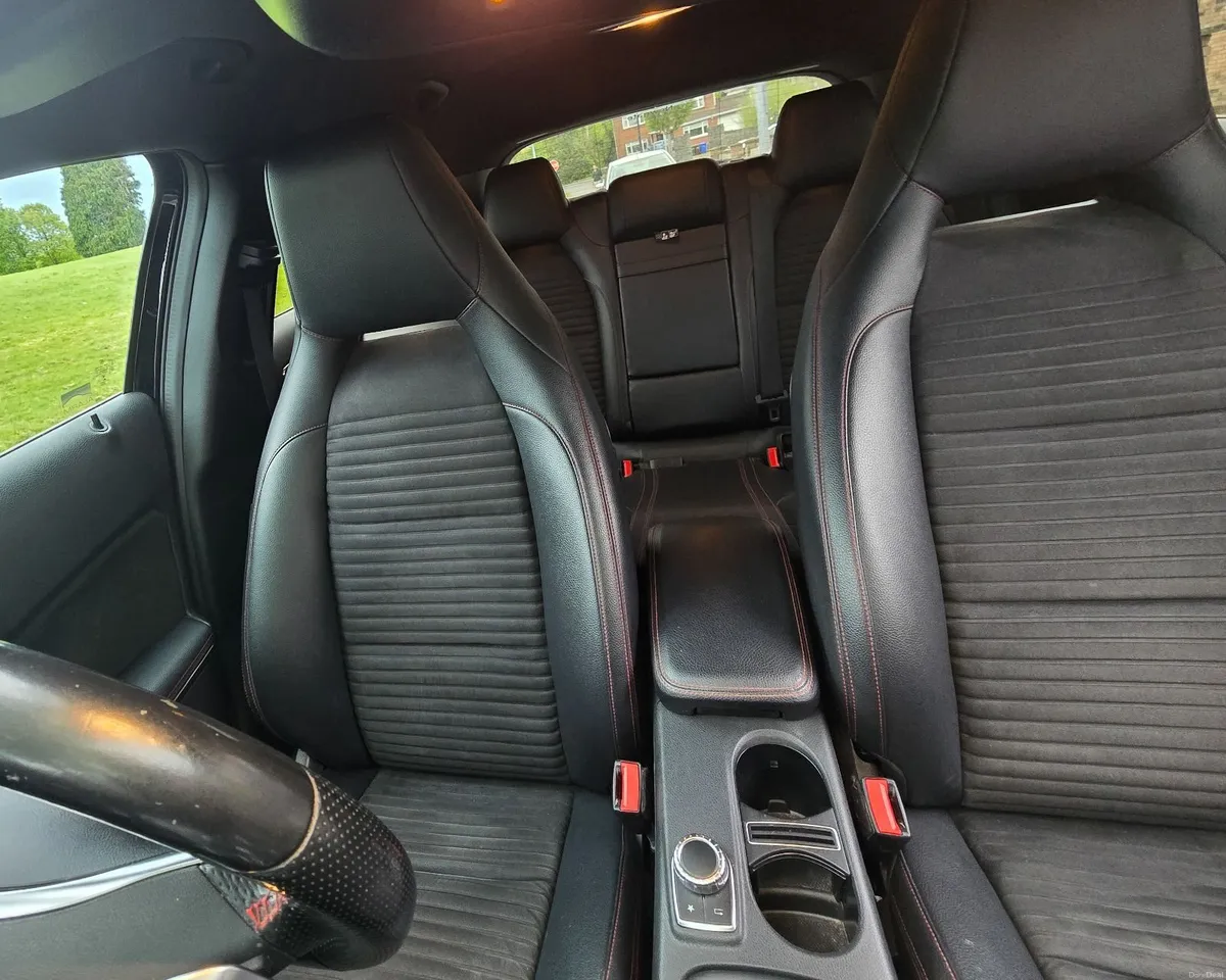 Mercedes-Benz GLA 2017 - Image 4