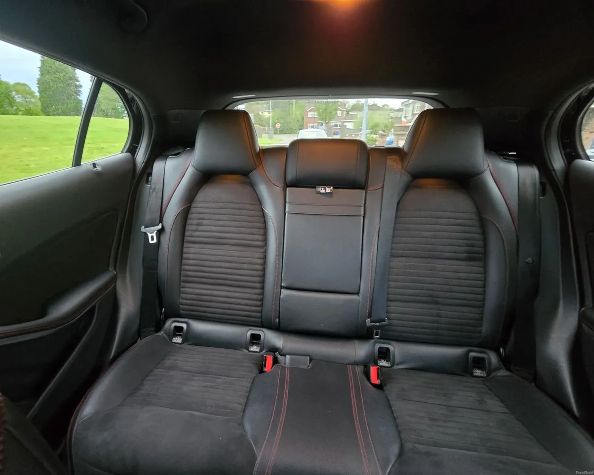 Mercedes-Benz GLA 2017 - Image 5