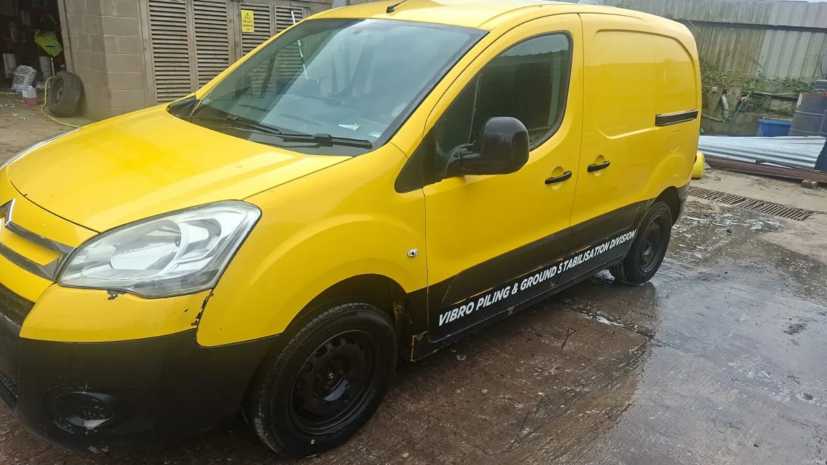 Citroen Berlingo 2010 - Image 2
