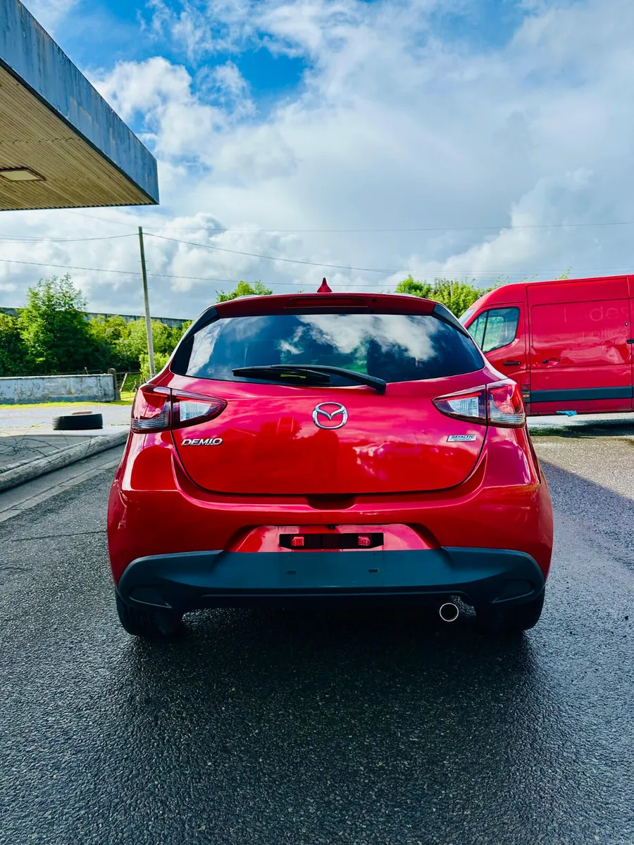 Mazda Damio - Image 4