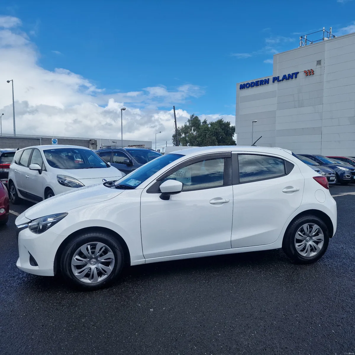 Mazda Demio 2016 New Nct 08/28 Tax 11/26 - Image 2