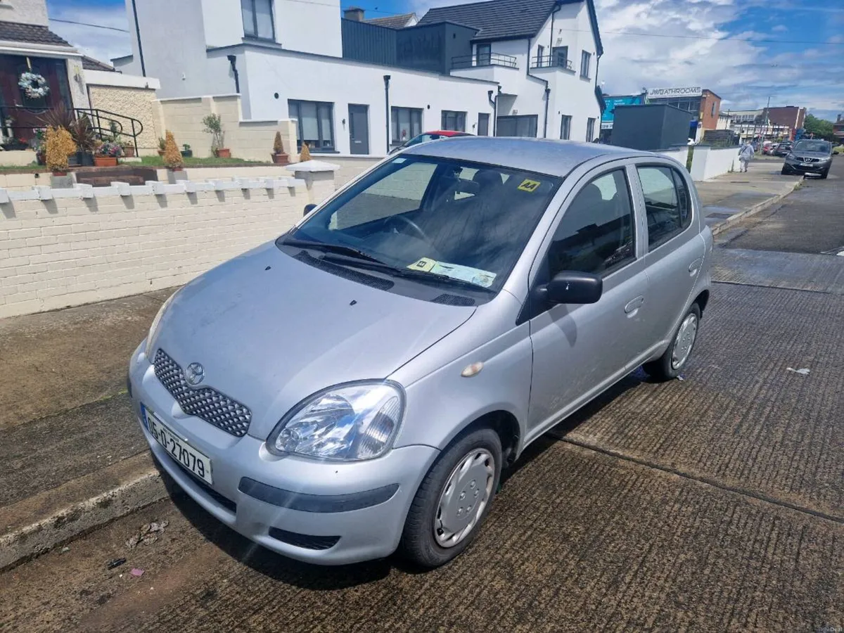 Toyota yaris 1050 - Image 2