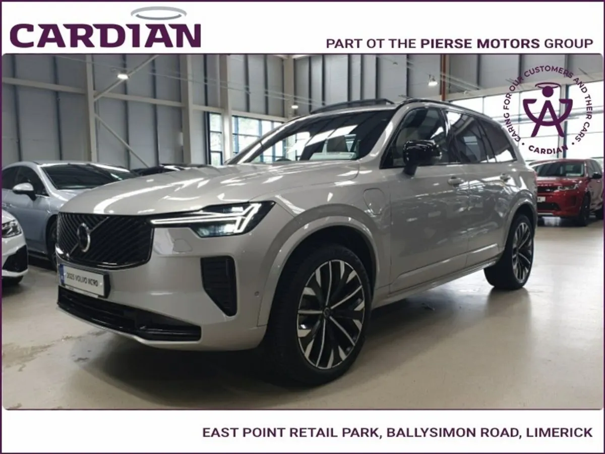 Volvo XC90 XC90 ULTRA DARK T8 AWD RECHARGE - Image 4