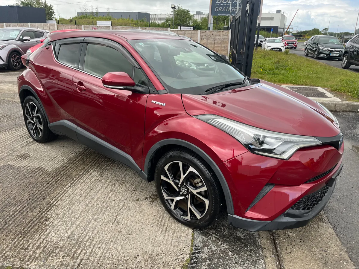 TOYOTA C-HR 2018, 1.8 HYBRID AUTO FULL LEATHER - Image 1