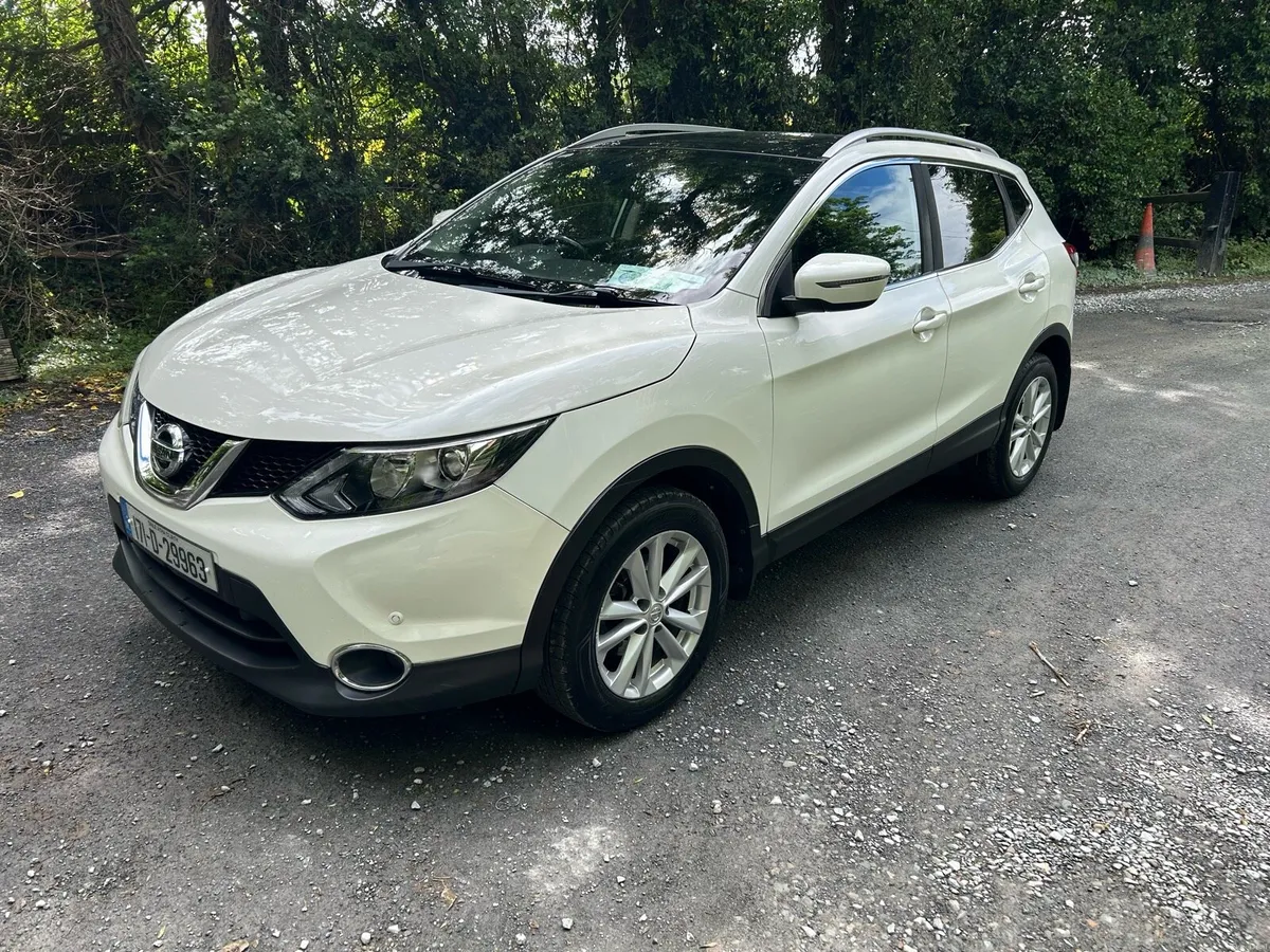 Nissan Qasqai Automatic - Image 2