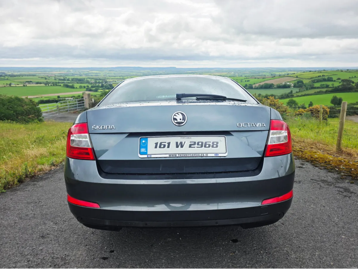 Skoda Octavia STYLE 1.6 TDI 110HP 4DR - Image 4