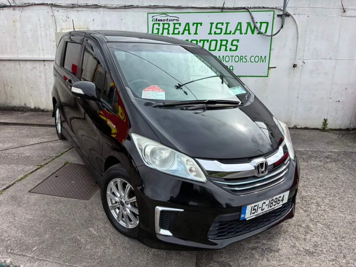 Honda Freed 1.5 petrol hybrid 7 seater automatic - Image 1