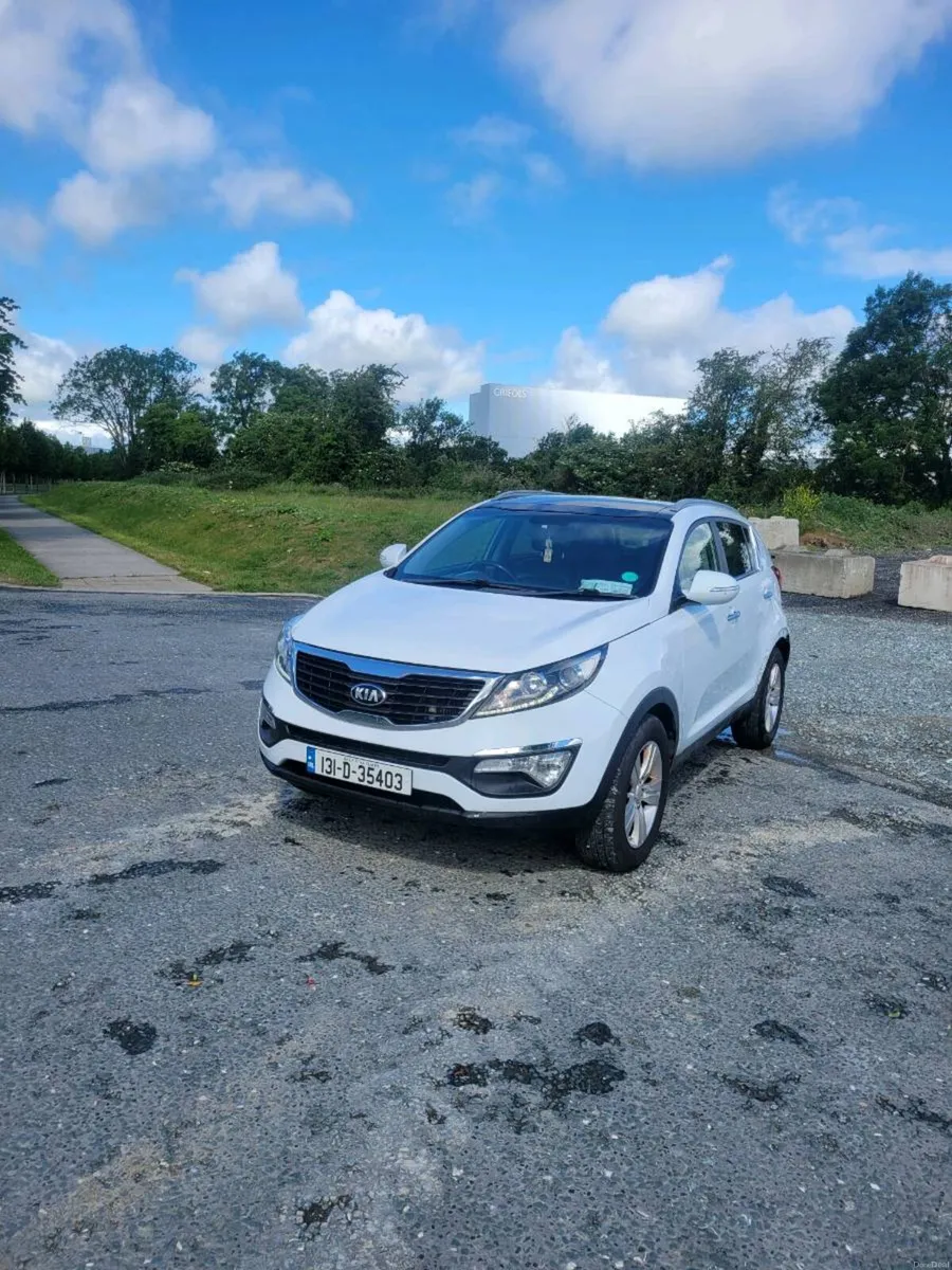 Kia Sportage LOW MILES - Image 1