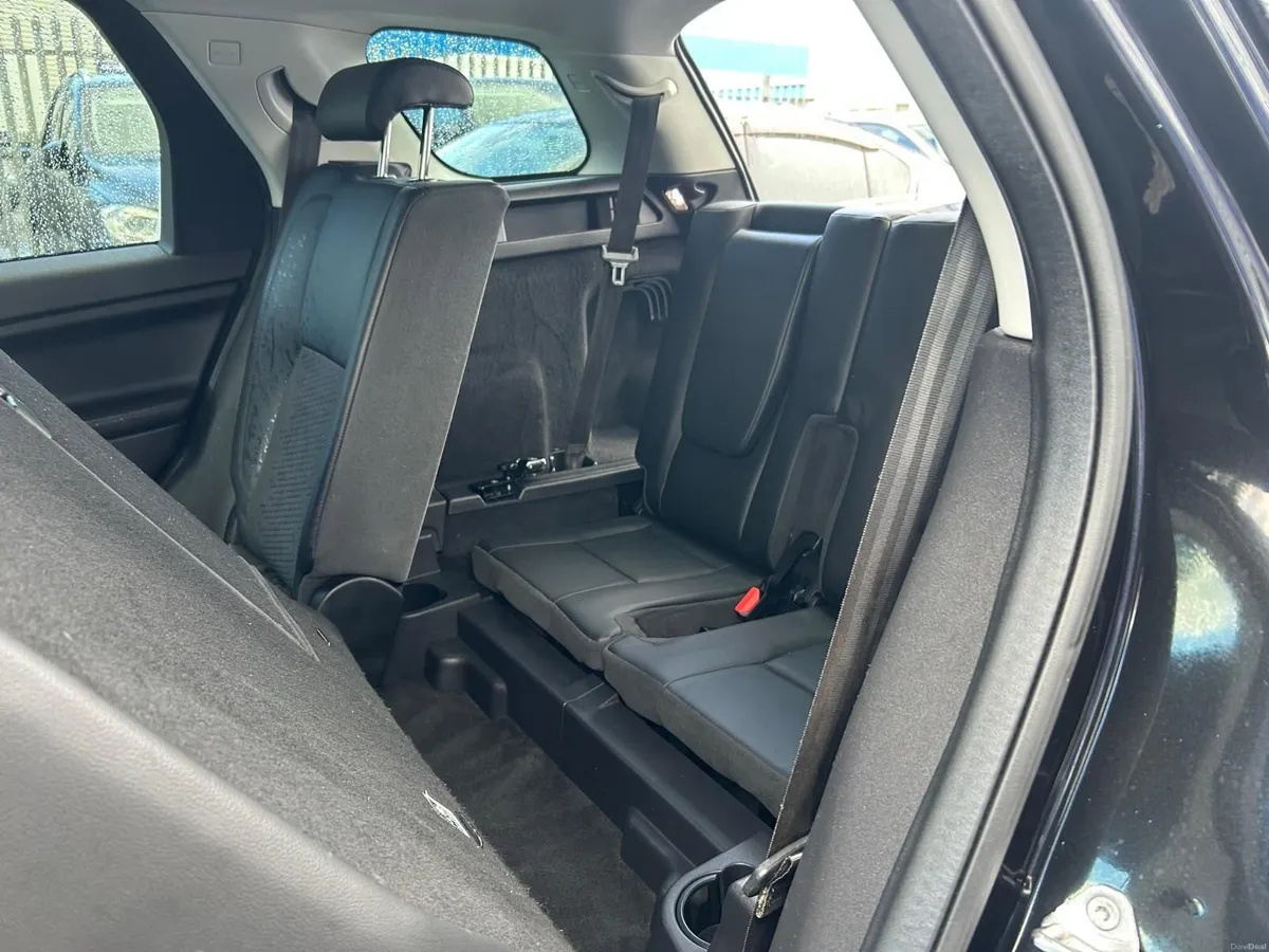 Land Rover Discovery Sport 2017–7 Seats  Automatic - Image 6
