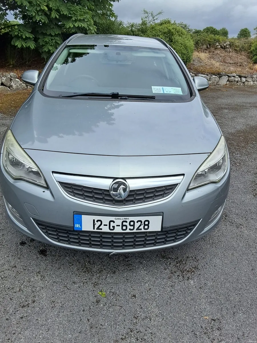 Vauxhall Astra 2012 - Image 2