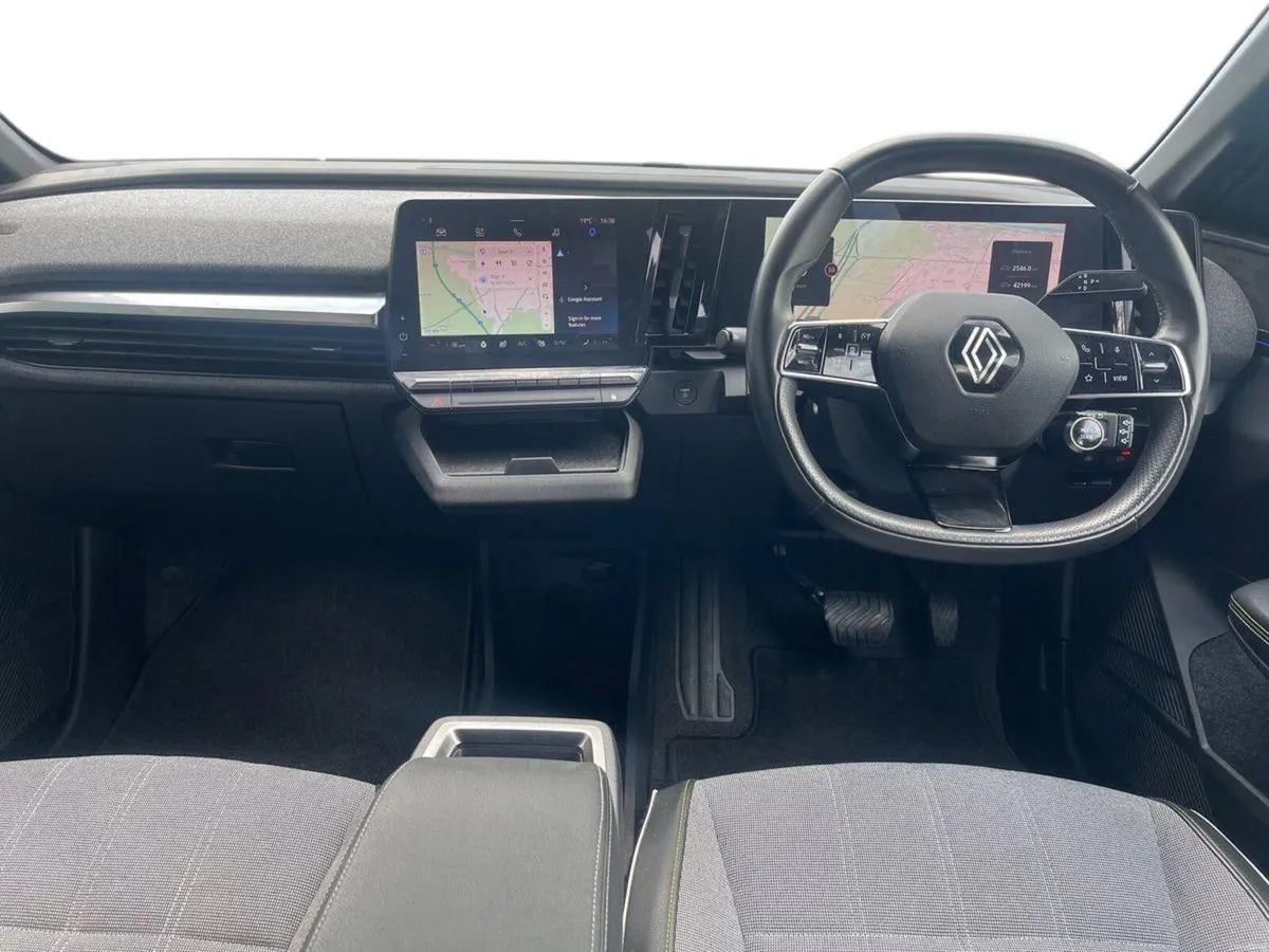 Renault Megane E-Tech EV60 220hp Techno - Image 2