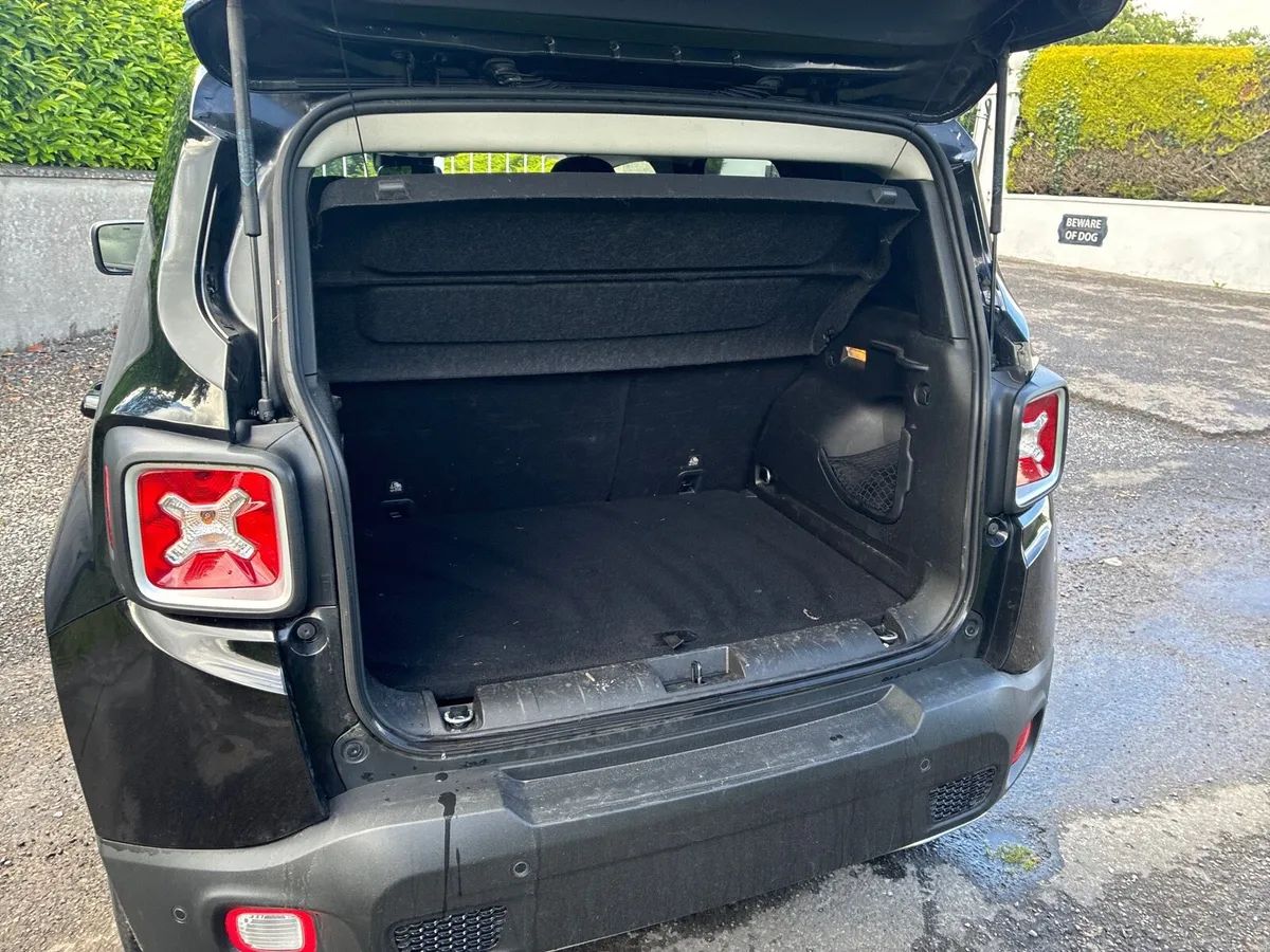 Jeep Renegade - Image 5