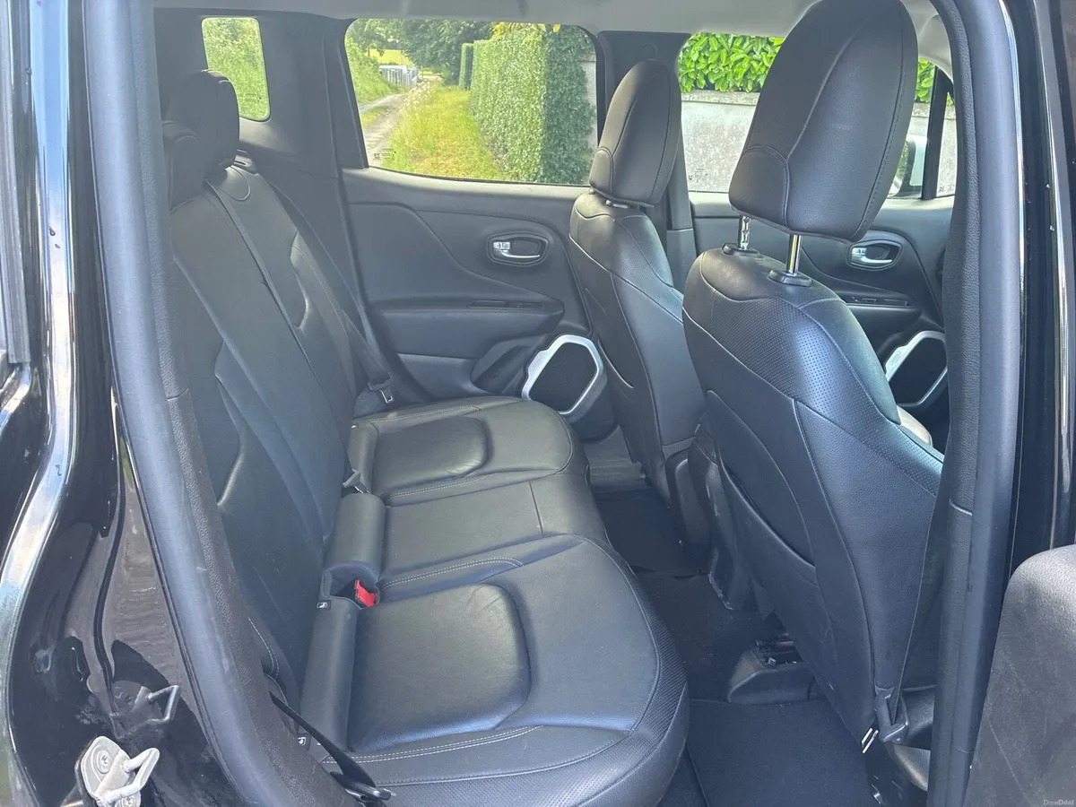 Jeep Renegade - Image 6