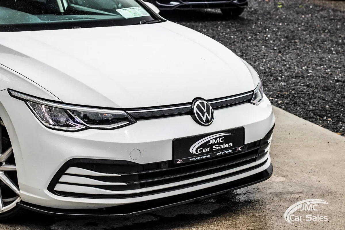 2022 VOLKSWAGEN GOLF 2.0L LOW MILES - Image 5