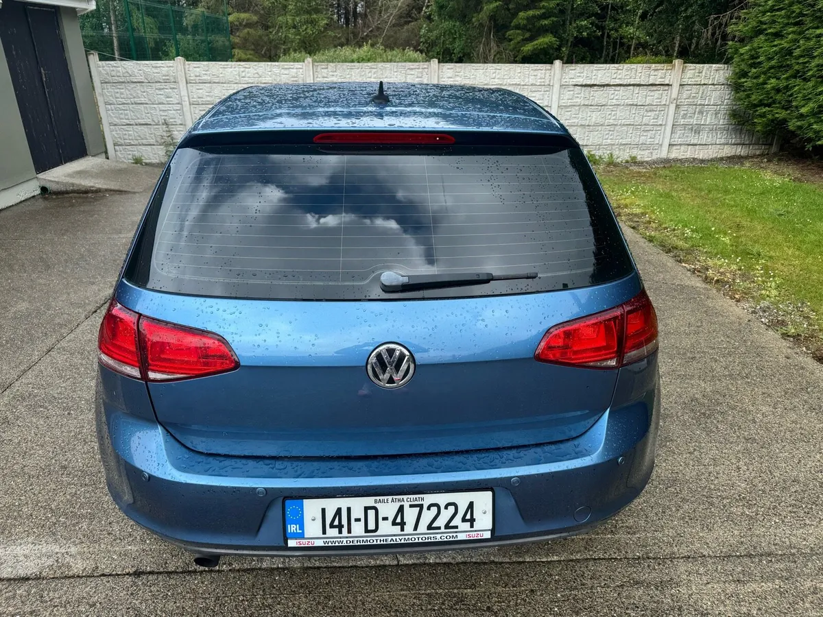 Volkswagen Golf - Image 1