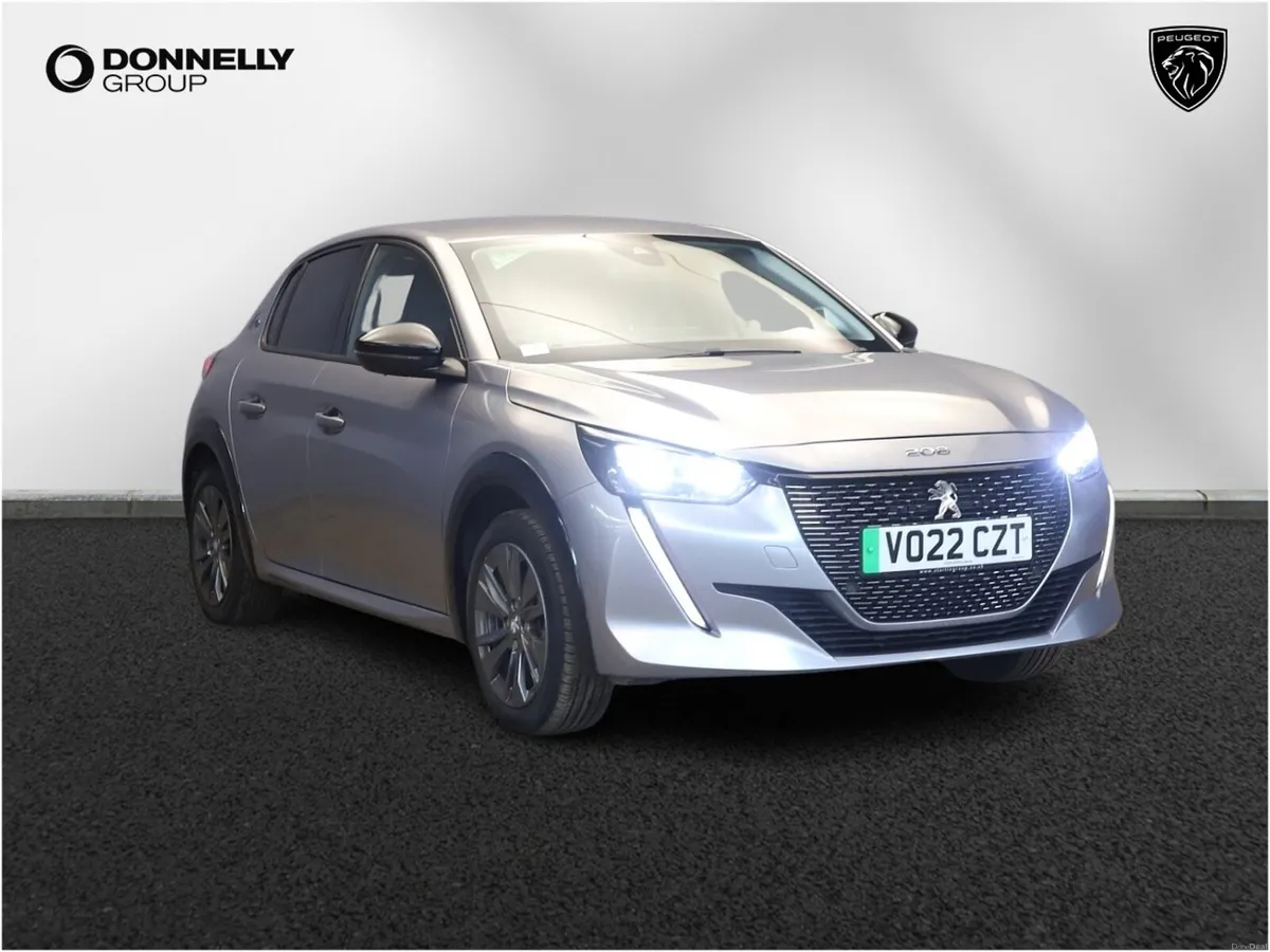 Peugeot 208 E- Electric Hatchback Allure Premium - Image 1