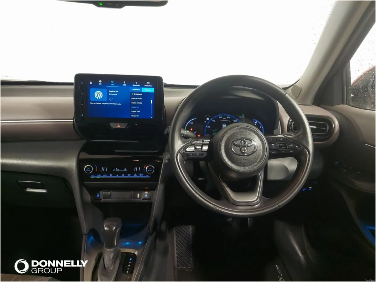 Toyota Yaris Cross Estate Excel - Image 6