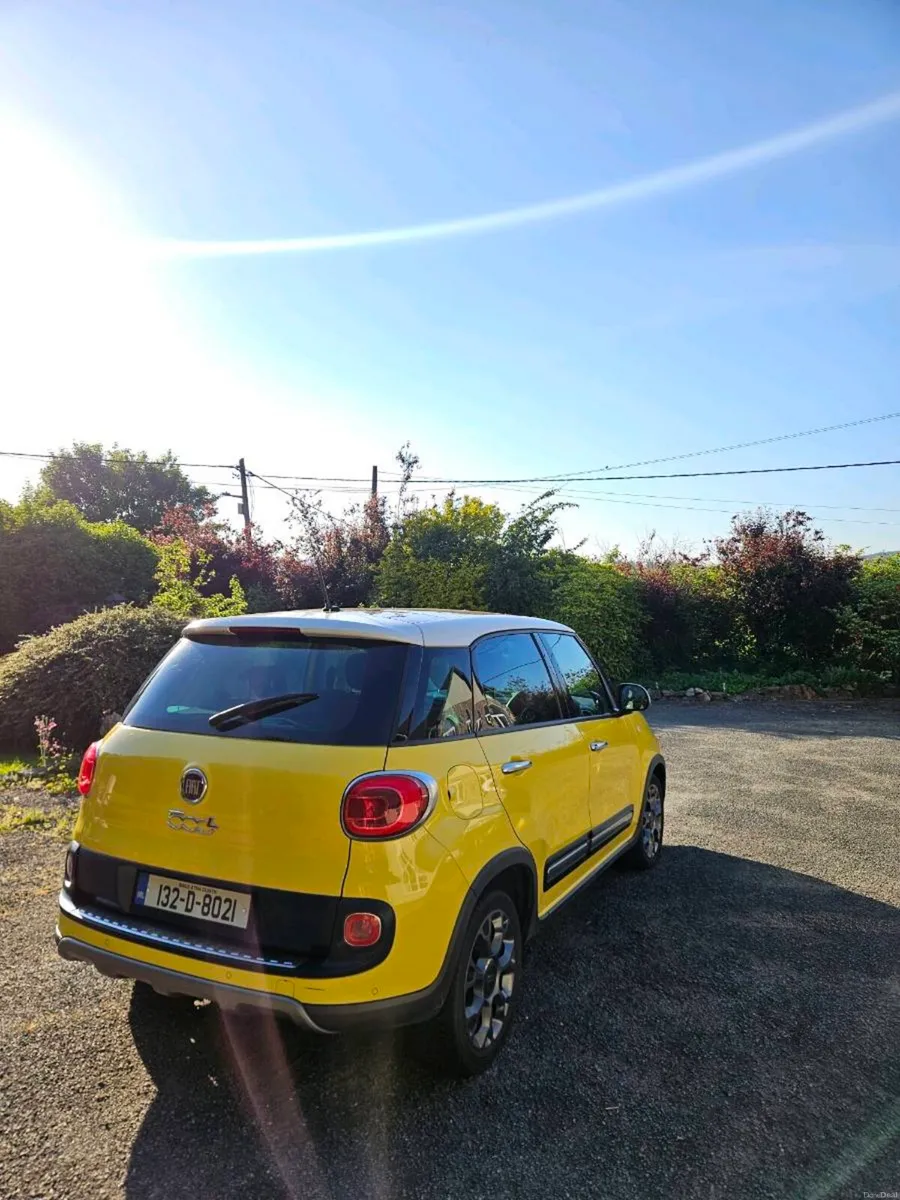 Fiat 500L - Image 2