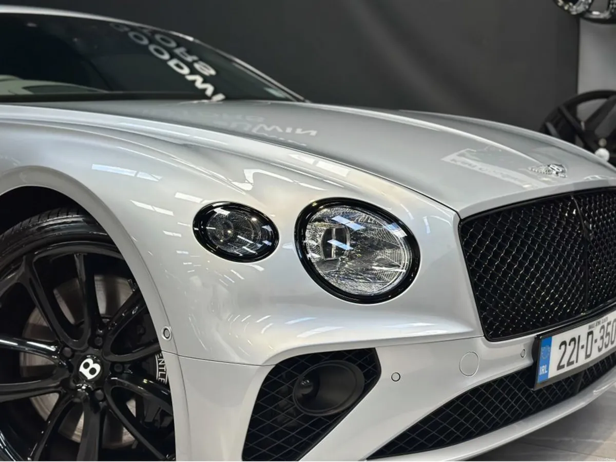 GT V8 HIGH SPEC - Image 3