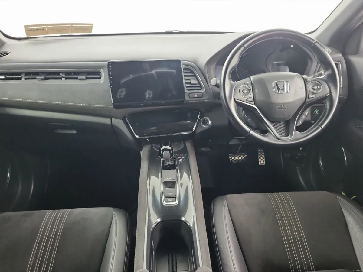 Honda Vezel Hybrid Auto RS EDITION - Image 4