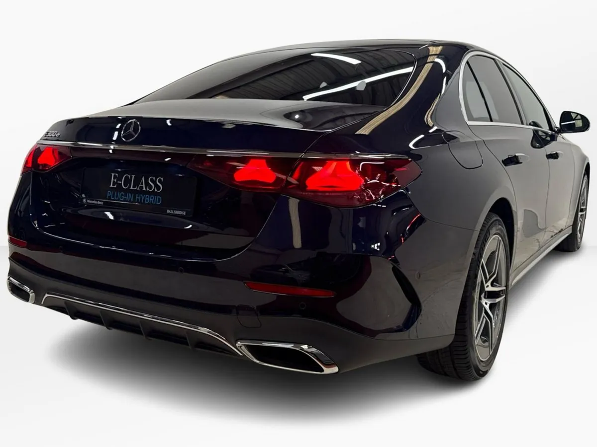 Mercedes-Benz E-Class E 300 e AMG EDITION PLUS | H - Image 3